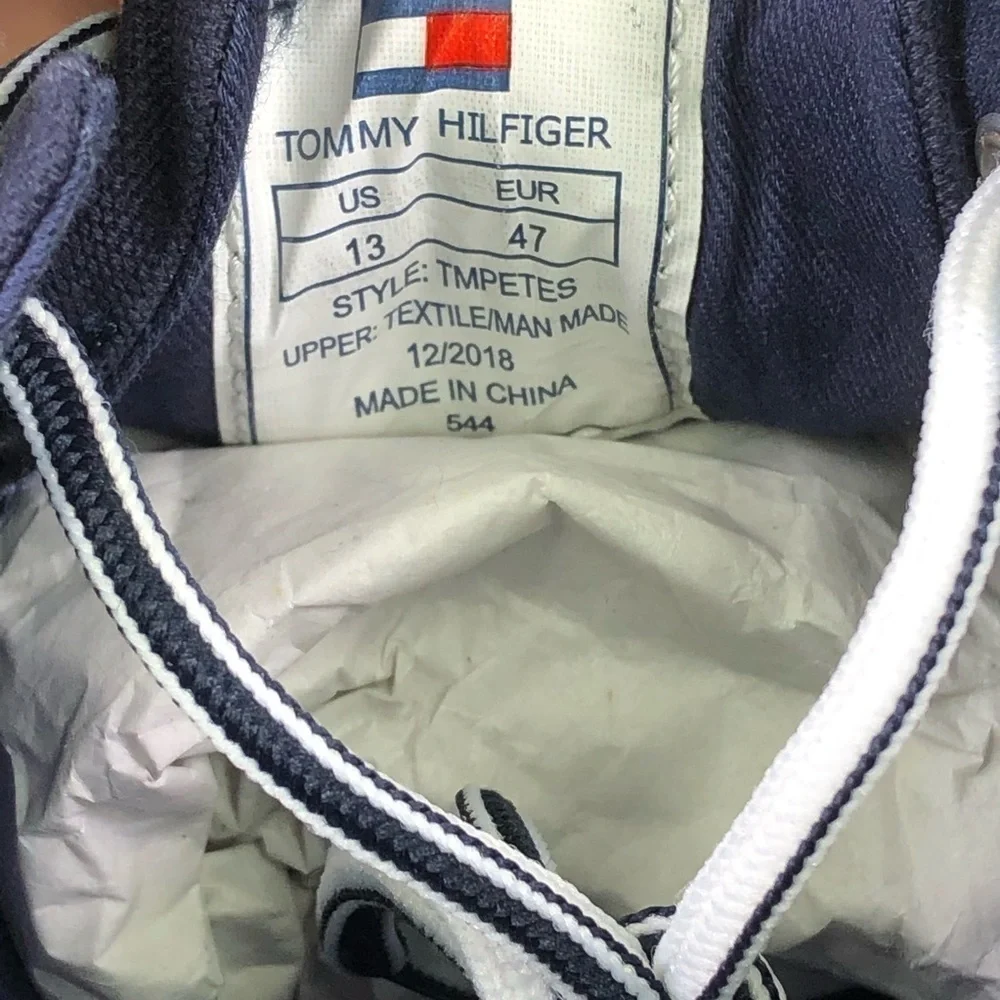 TOMMY Hilfiger Petes Low Top Boat Shoes